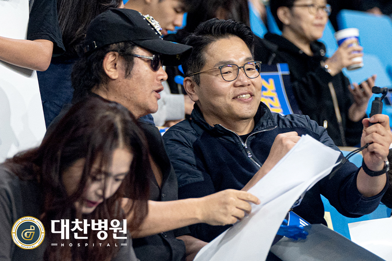 e44d99efa1b2657a4da27b5cc723100e_1761790851_8383.jpg e44d99efa1b2657a4da27b5cc723100e_1761790851_8383.jpg